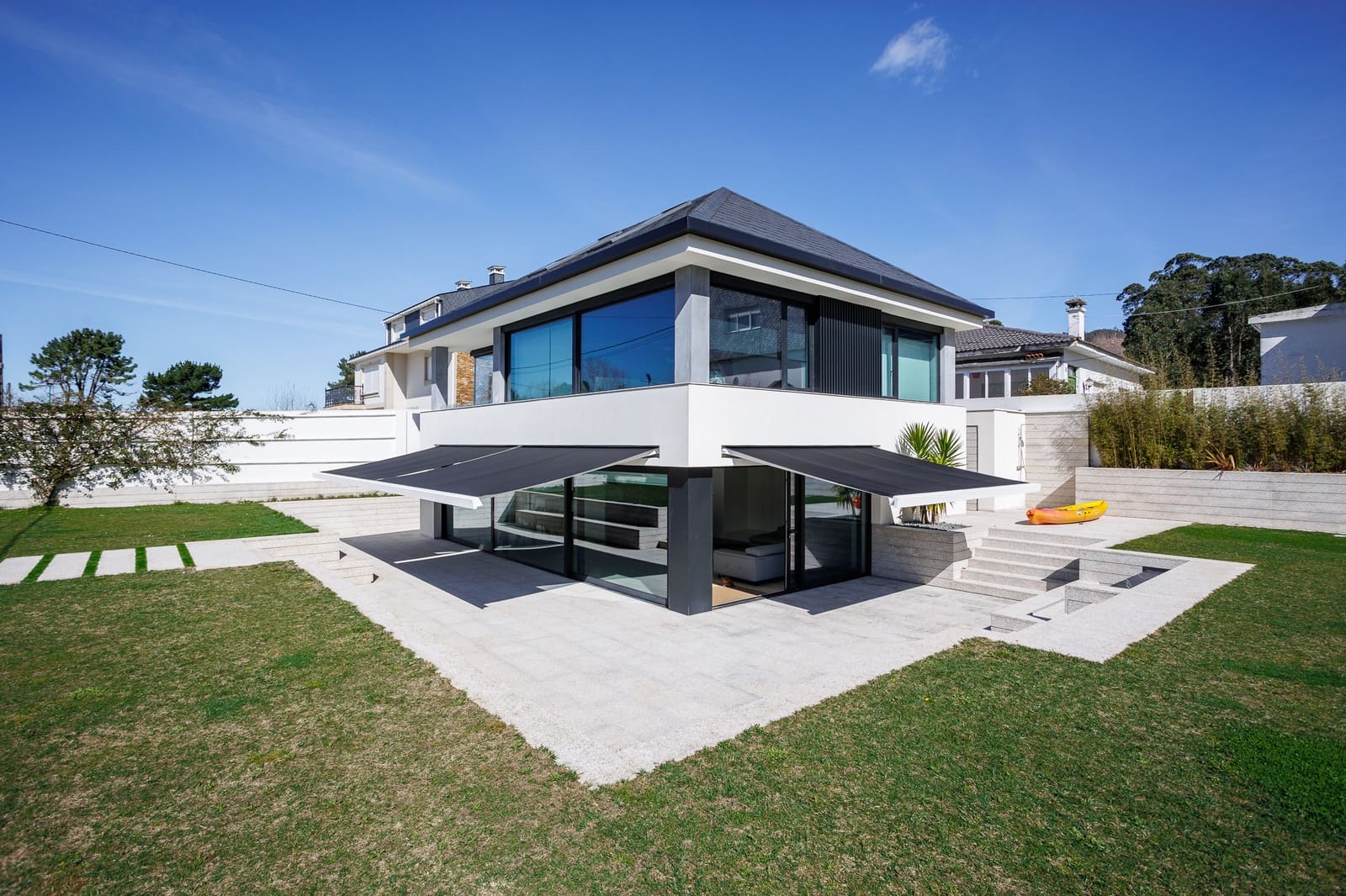 3 sovrum Finca/Hus på landet till salu i Viveiro - 850 000 € (Ref: 9753477)