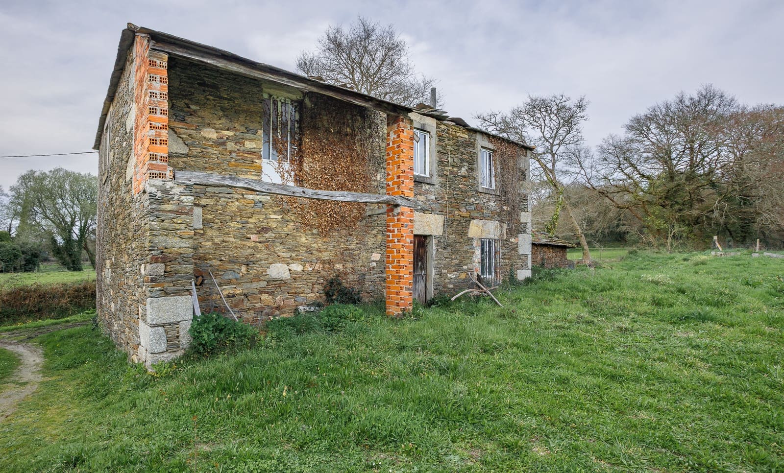 1 slaapkamer Finca/Landhuis te koop in Begonte - € 30.000 (Ref: 9759595)