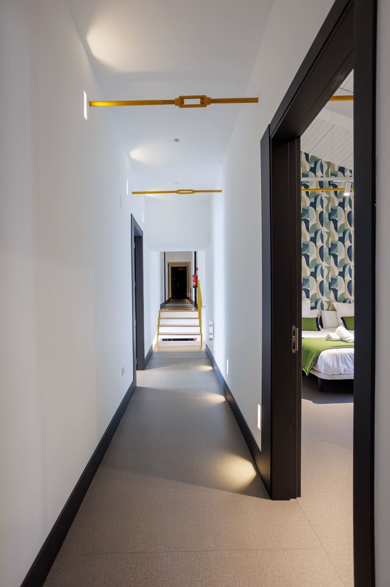 11 bedroom Business for sale in Friol with pool - € 2,000,000 (Ref: 9770958)