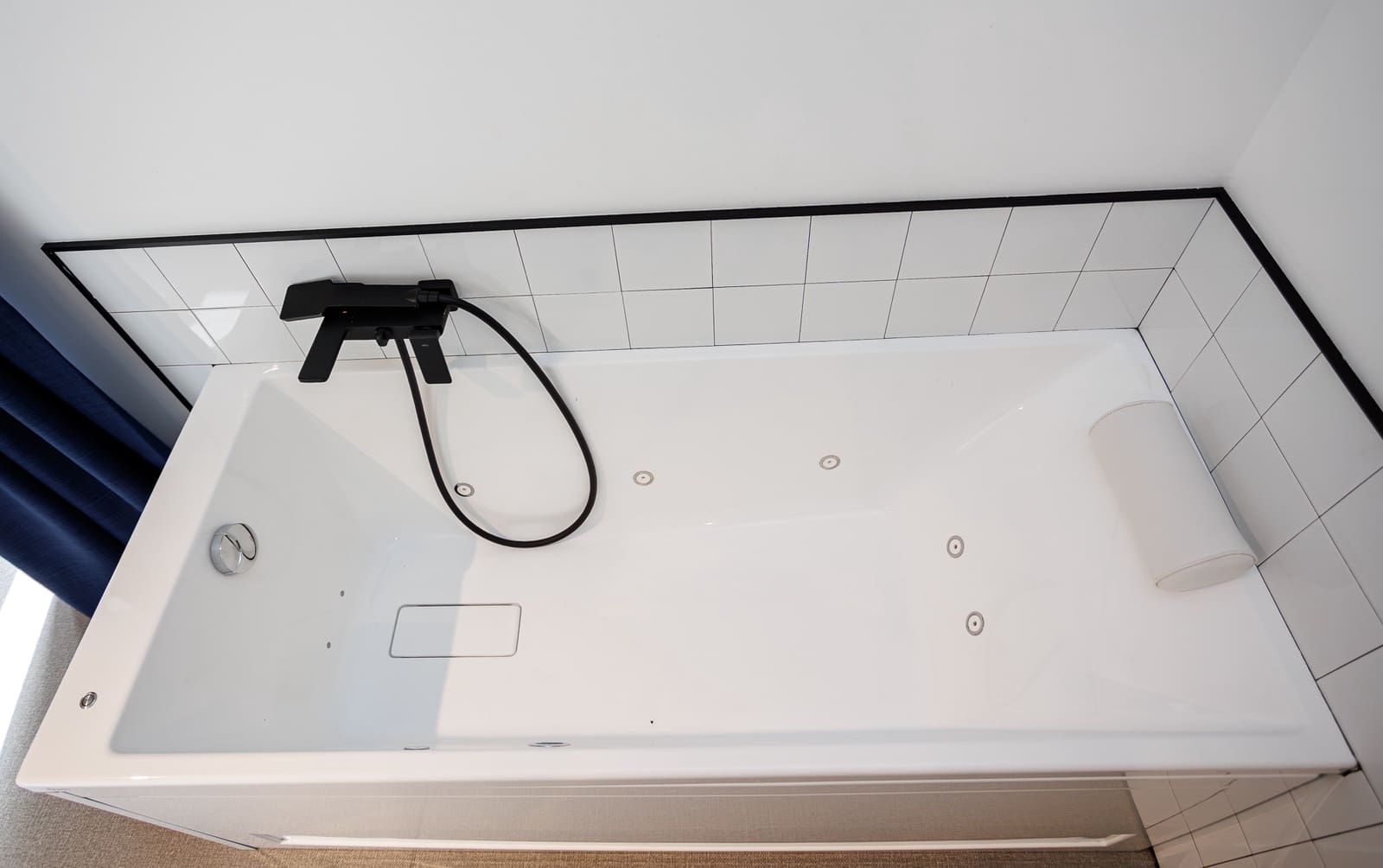 11 bedroom Business for sale in Friol with pool - € 2,000,000 (Ref: 9770958)