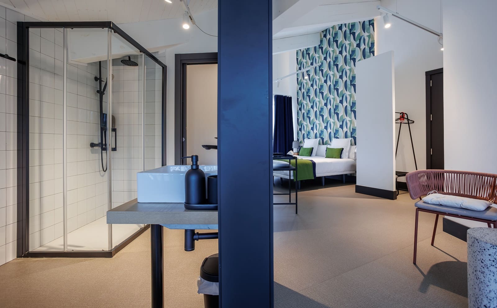 11 bedroom Business for sale in Friol with pool - € 2,000,000 (Ref: 9770958)