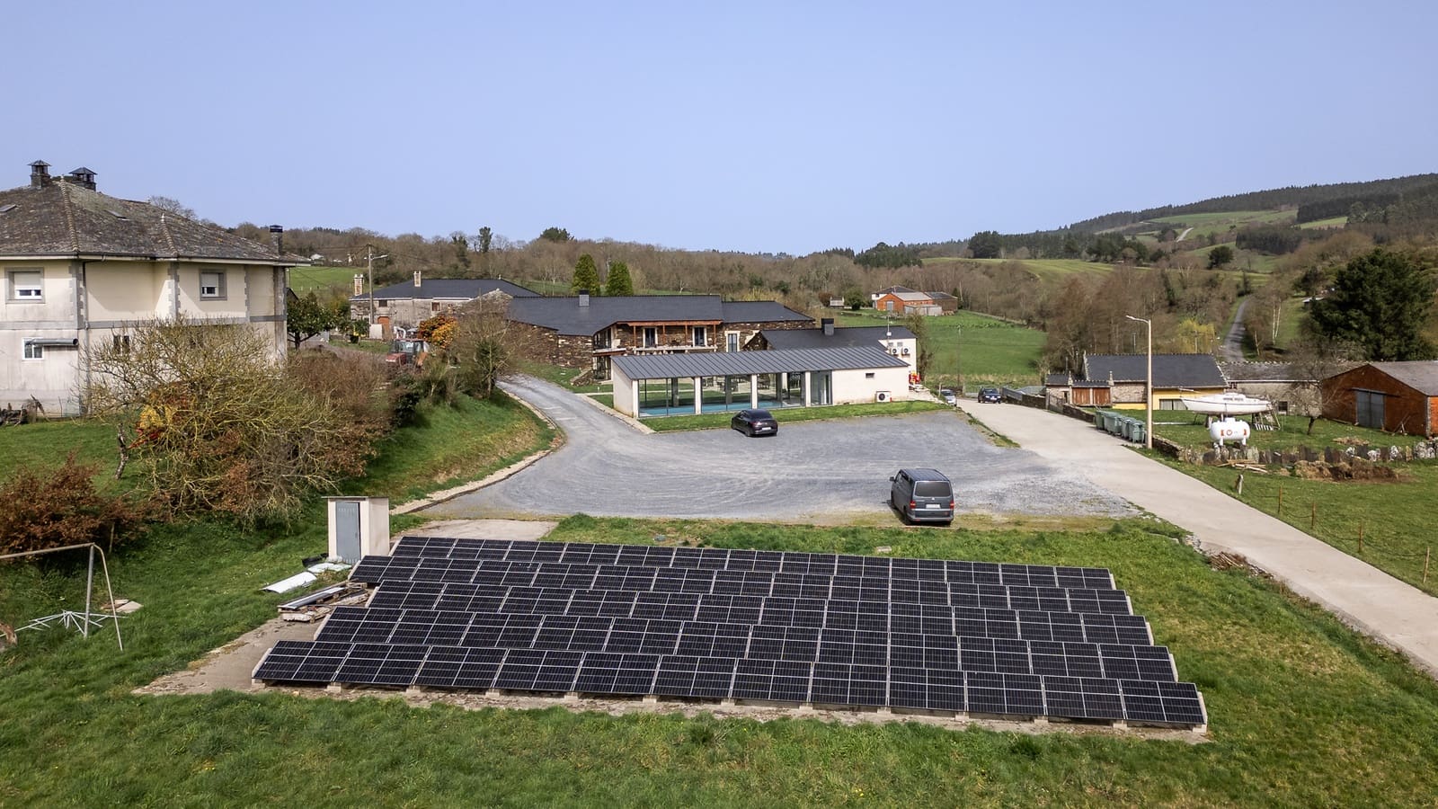 11 bedroom Business for sale in Friol with pool - € 2,000,000 (Ref: 9770958)