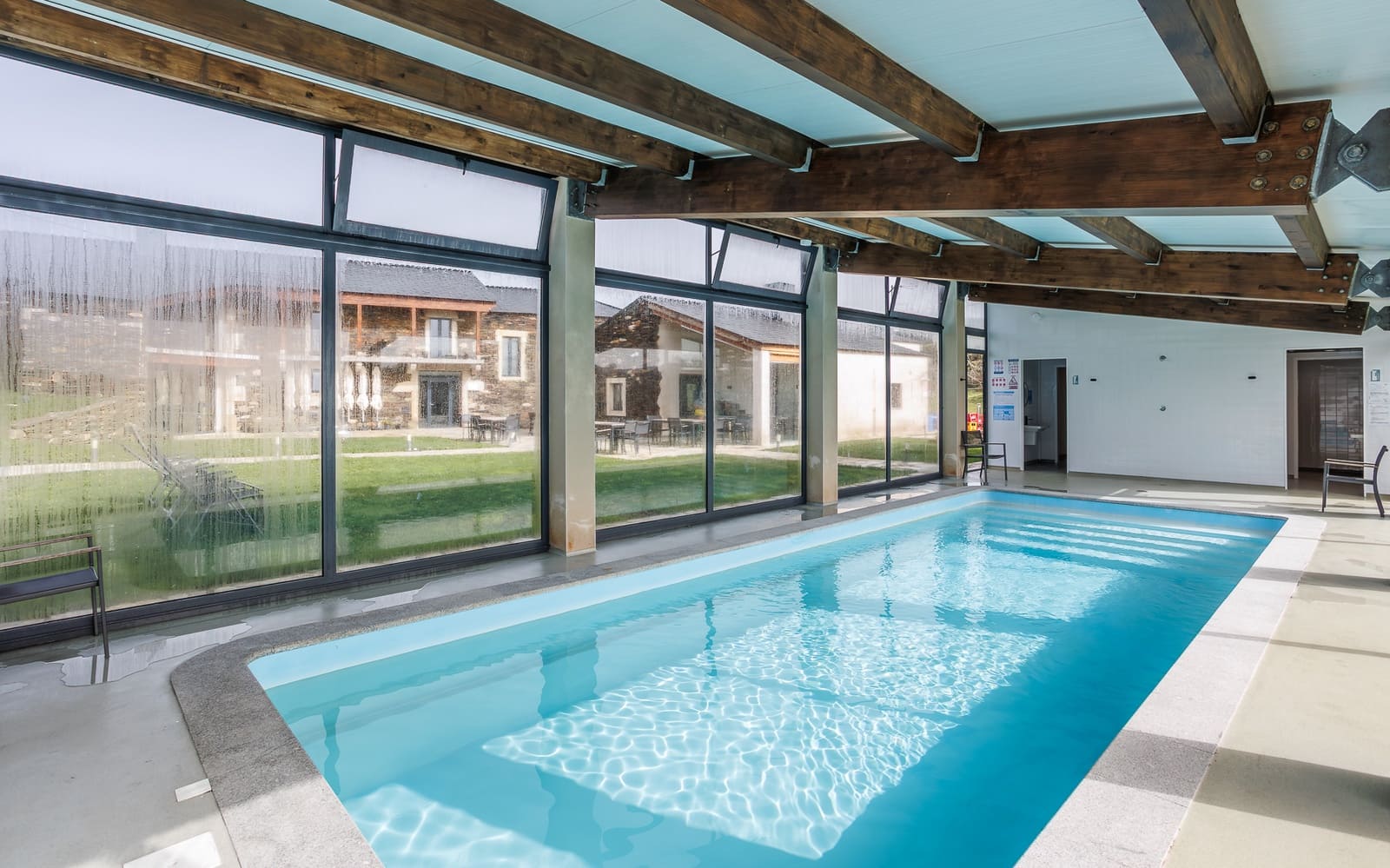 11 bedroom Business for sale in Friol with pool - € 2,000,000 (Ref: 9770958)