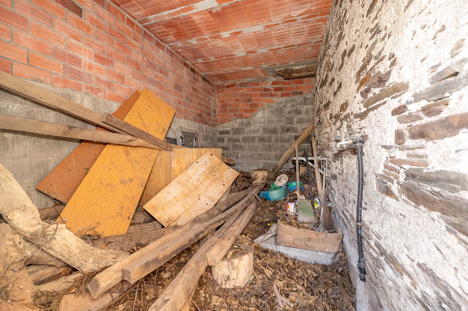 4 quarto Quinta/Casa Rural para venda em Rabade com garagem - 85 000 € (Ref: 9776868)