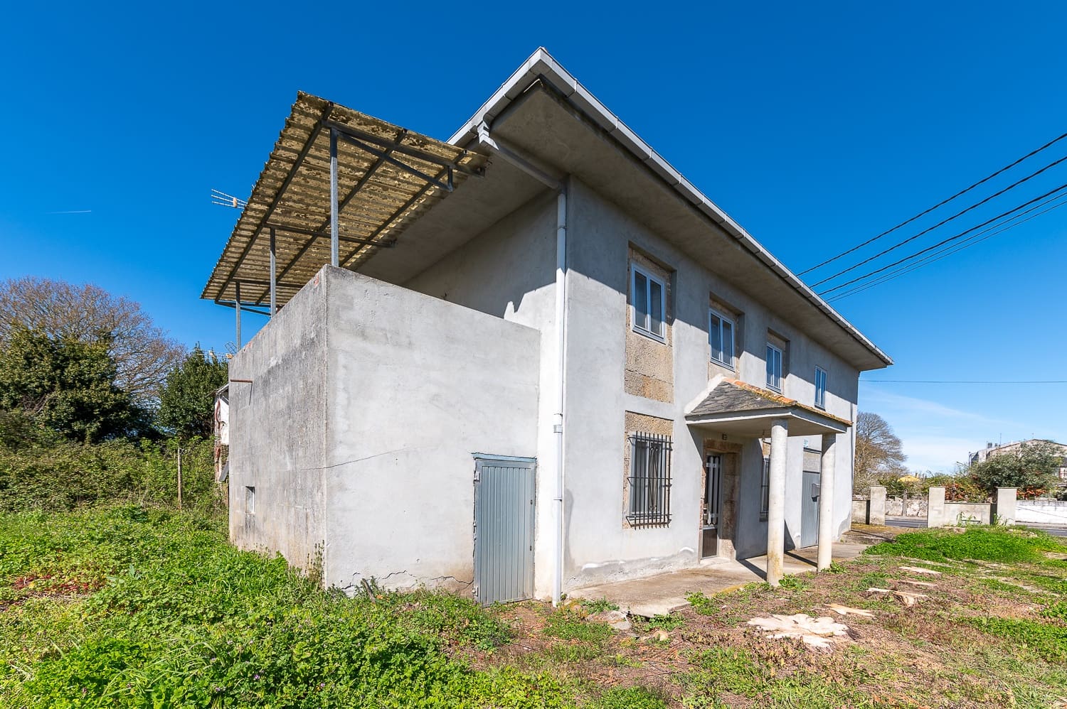 4 quarto Quinta/Casa Rural para venda em Rabade com garagem - 85 000 € (Ref: 9776868)