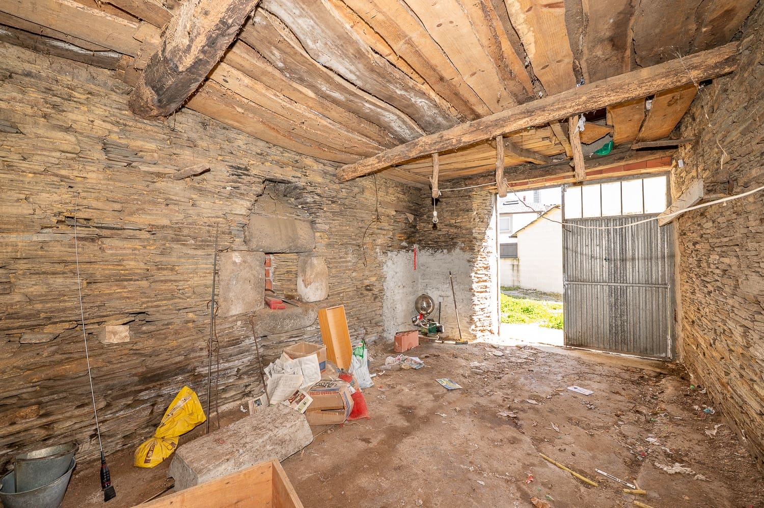 4 quarto Quinta/Casa Rural para venda em Rabade com garagem - 85 000 € (Ref: 9776868)