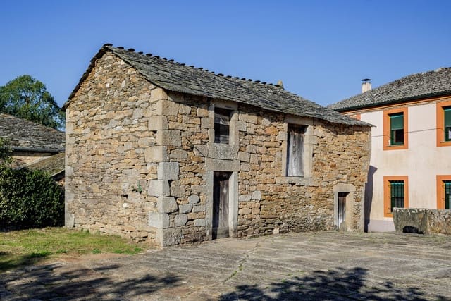 1 soveværelse Finca/Landehus til salg i Outeiro de Rei - € 45.000 (Ref: 9788753)