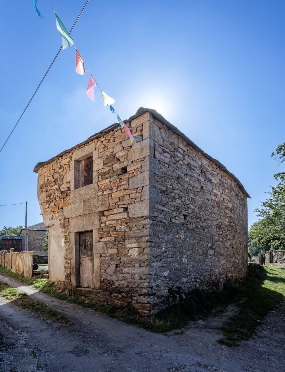 1 bedroom Finca/Country House for sale in Outeiro de Rei - € 45,000 (Ref: 9788753)