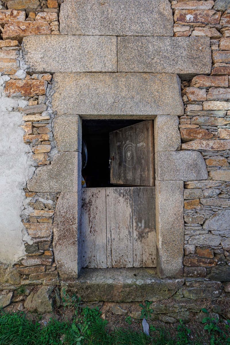 1 bedroom Finca/Country House for sale in Outeiro de Rei - € 45,000 (Ref: 9788753)