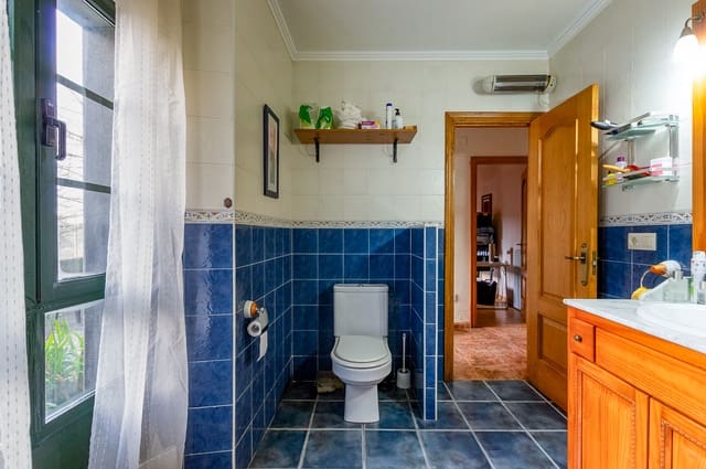 4 soveværelse Finca/Landehus til salg i Toques med garage - € 280.000 (Ref: 9795226)