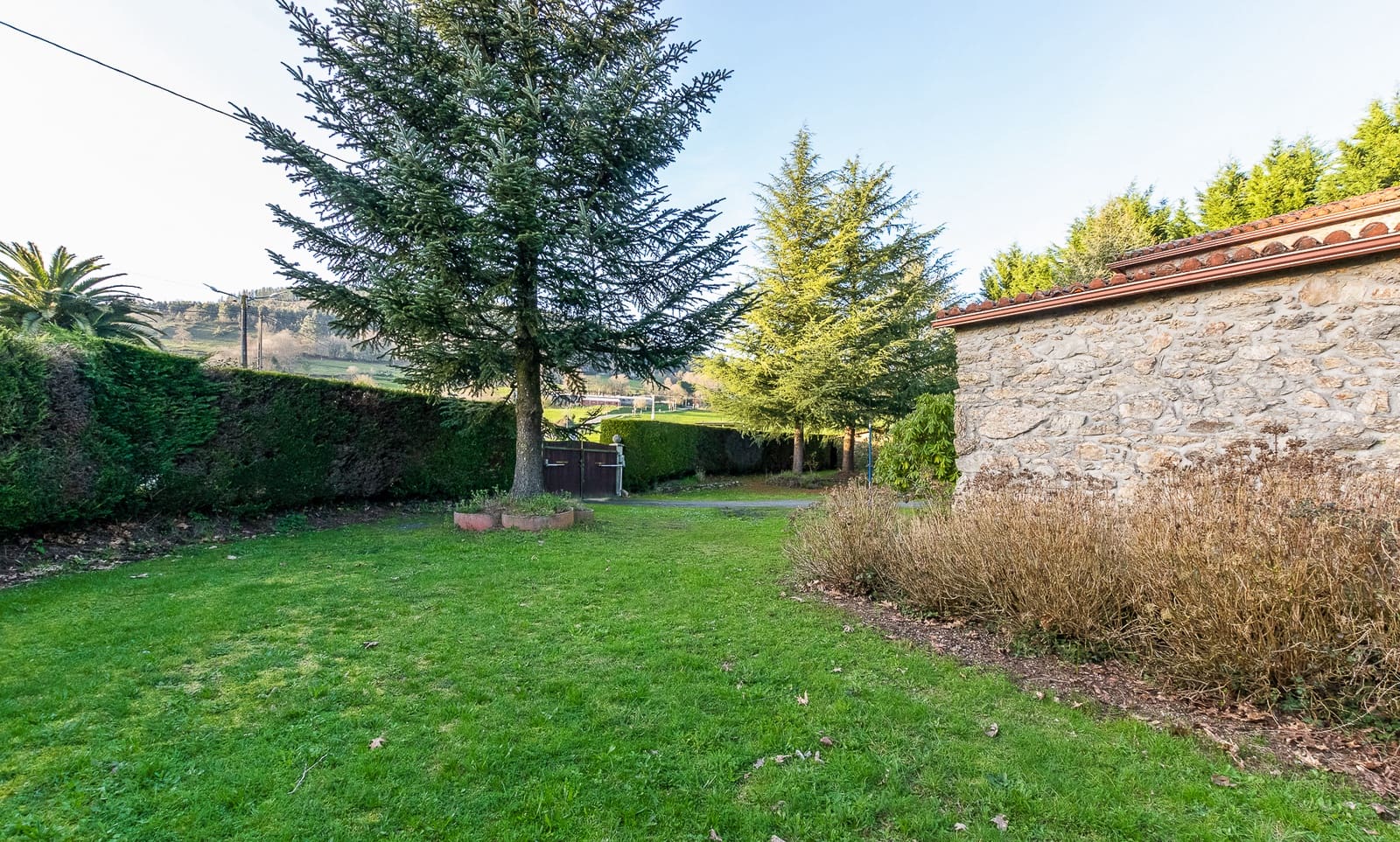 3 slaapkamer Finca/Landhuis te koop in Toques met garage - € 280.000 (Ref: 9795226)