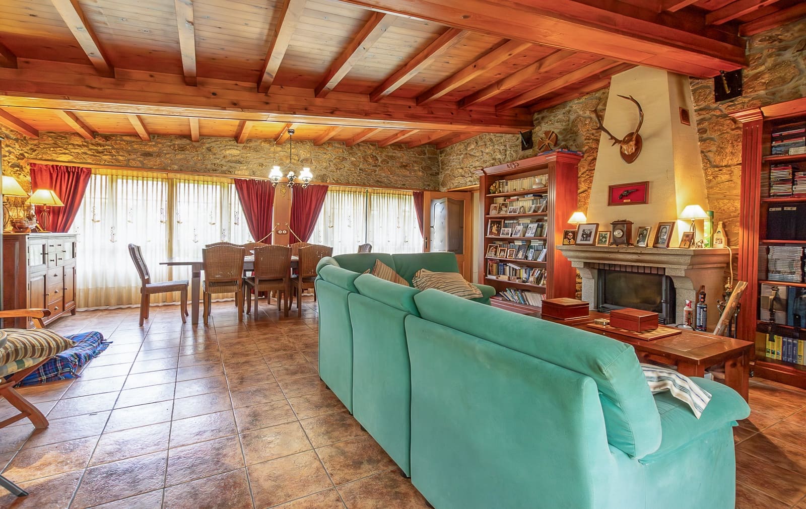 3 slaapkamer Finca/Landhuis te koop in Toques met garage - € 280.000 (Ref: 9795226)