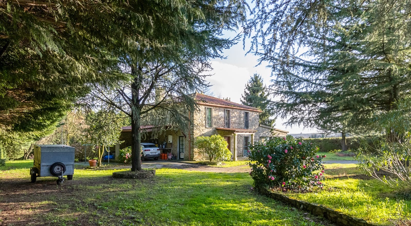 3 slaapkamer Finca/Landhuis te koop in Toques met garage - € 280.000 (Ref: 9795226)