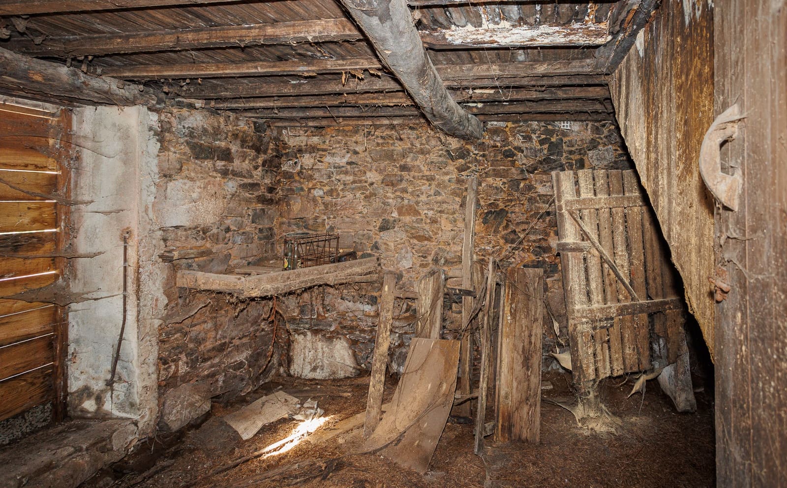 Finca/Casa Rural de 2 habitaciones en Santiso en venta - 40.000 € (Ref: 9806938)