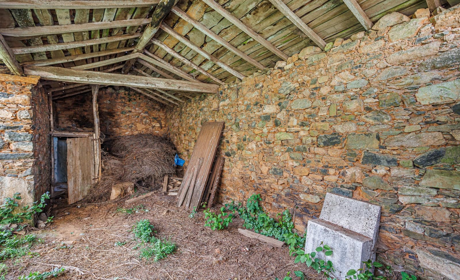 Finca/Casa Rural de 2 habitaciones en Santiso en venta - 40.000 € (Ref: 9806938)