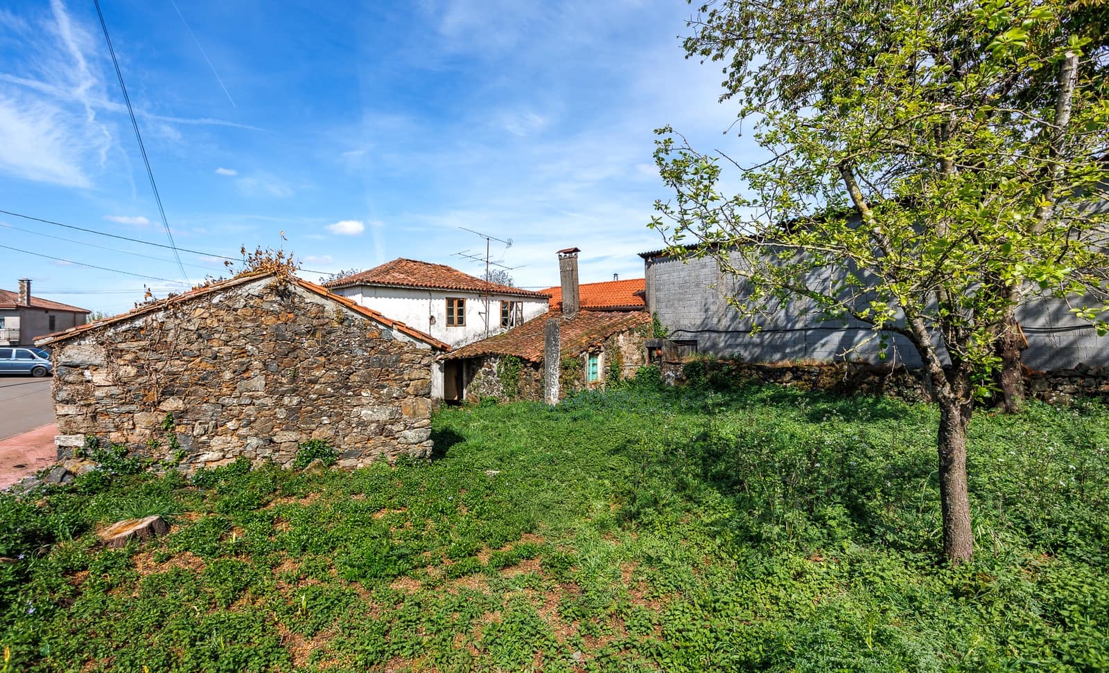 Finca/Casa Rural de 2 habitaciones en Santiso en venta - 40.000 € (Ref: 9806938)