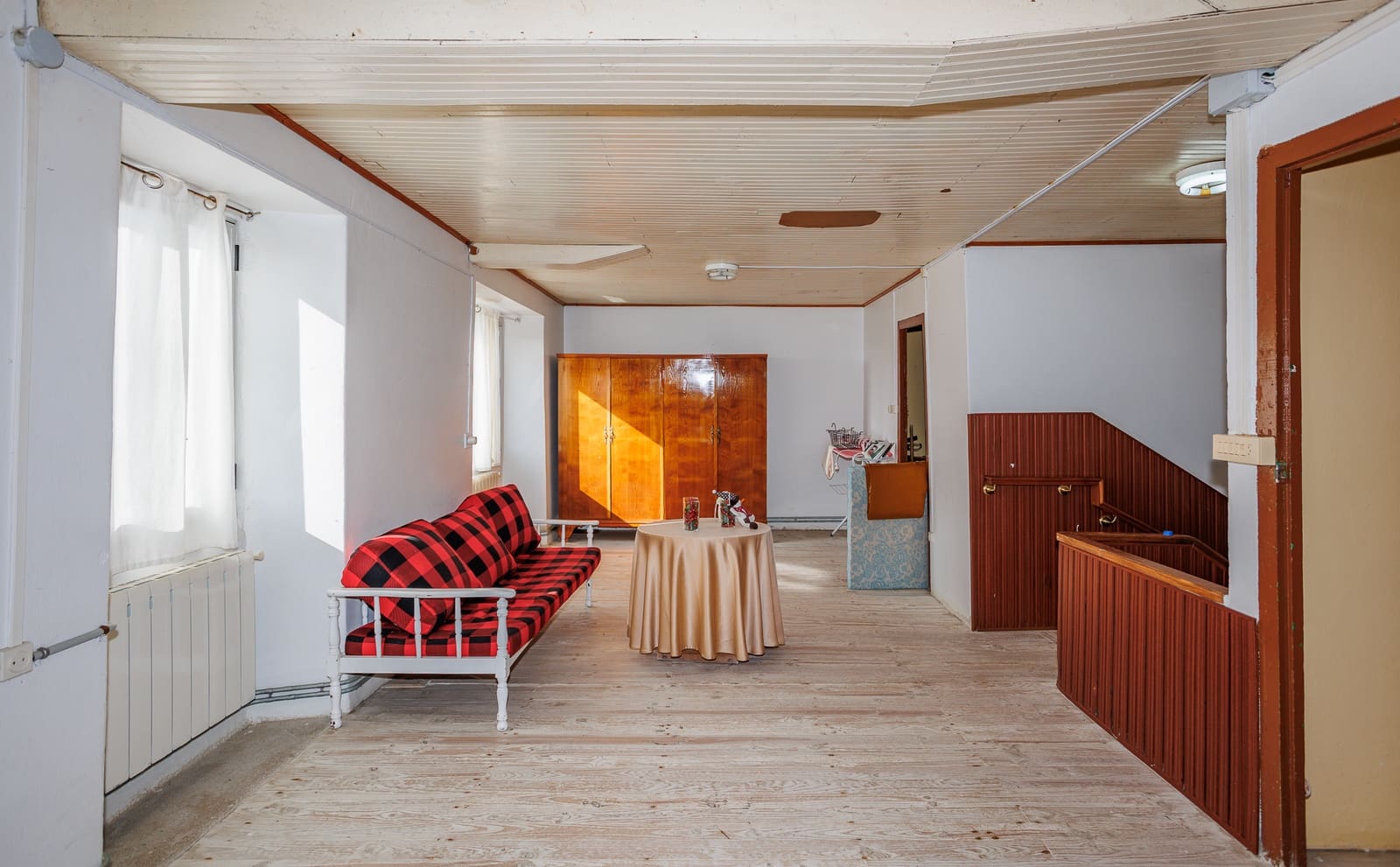 9 bedroom Finca/Country House for sale in Guitiriz with garage - € 250,000 (Ref: 9815000)
