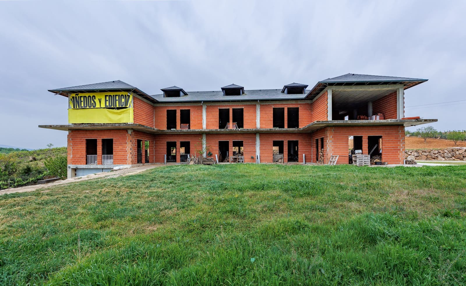1 camera da letto Azienda in vendita in Camponaraya - 1.500.000 € (Rif: 9819146)