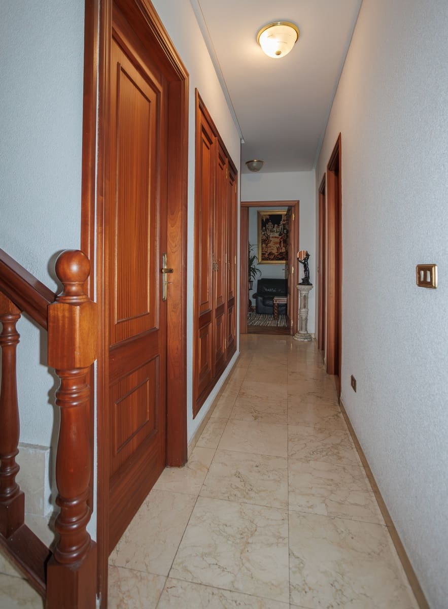 5 bedroom Finca/Country House for sale in O Barco de Valdeorras with garage - € 360,000 (Ref: 9860773)