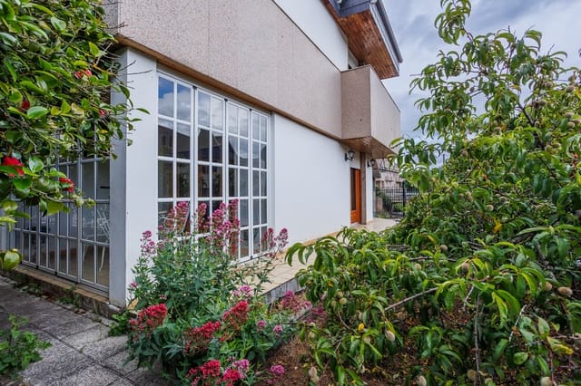 5 sypialnia Finka/Dom wiejski na sprzedaż w O Barco de Valdeorras z garażem - 360 000 € (Ref: 9860773)