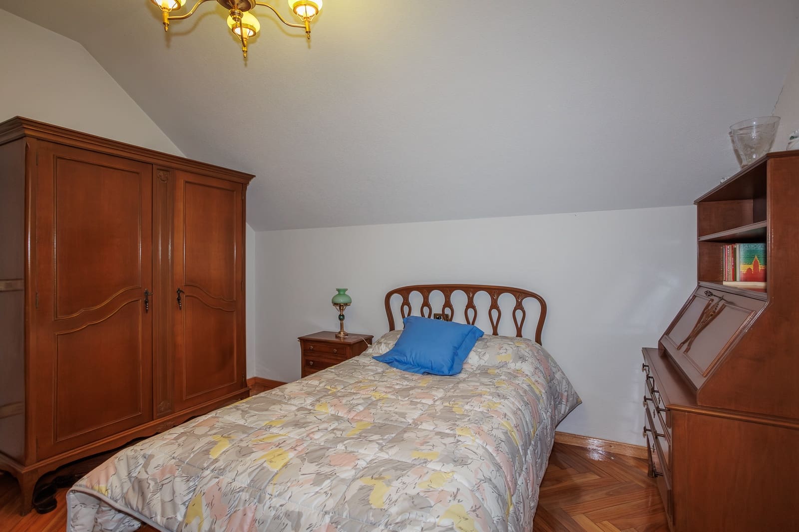 5 bedroom Finca/Country House for sale in O Barco de Valdeorras with garage - € 360,000 (Ref: 9860773)