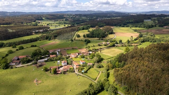 4 sypialnia Finka/Dom wiejski na sprzedaż w Santiso - 120 000 € (Ref: 9889349)