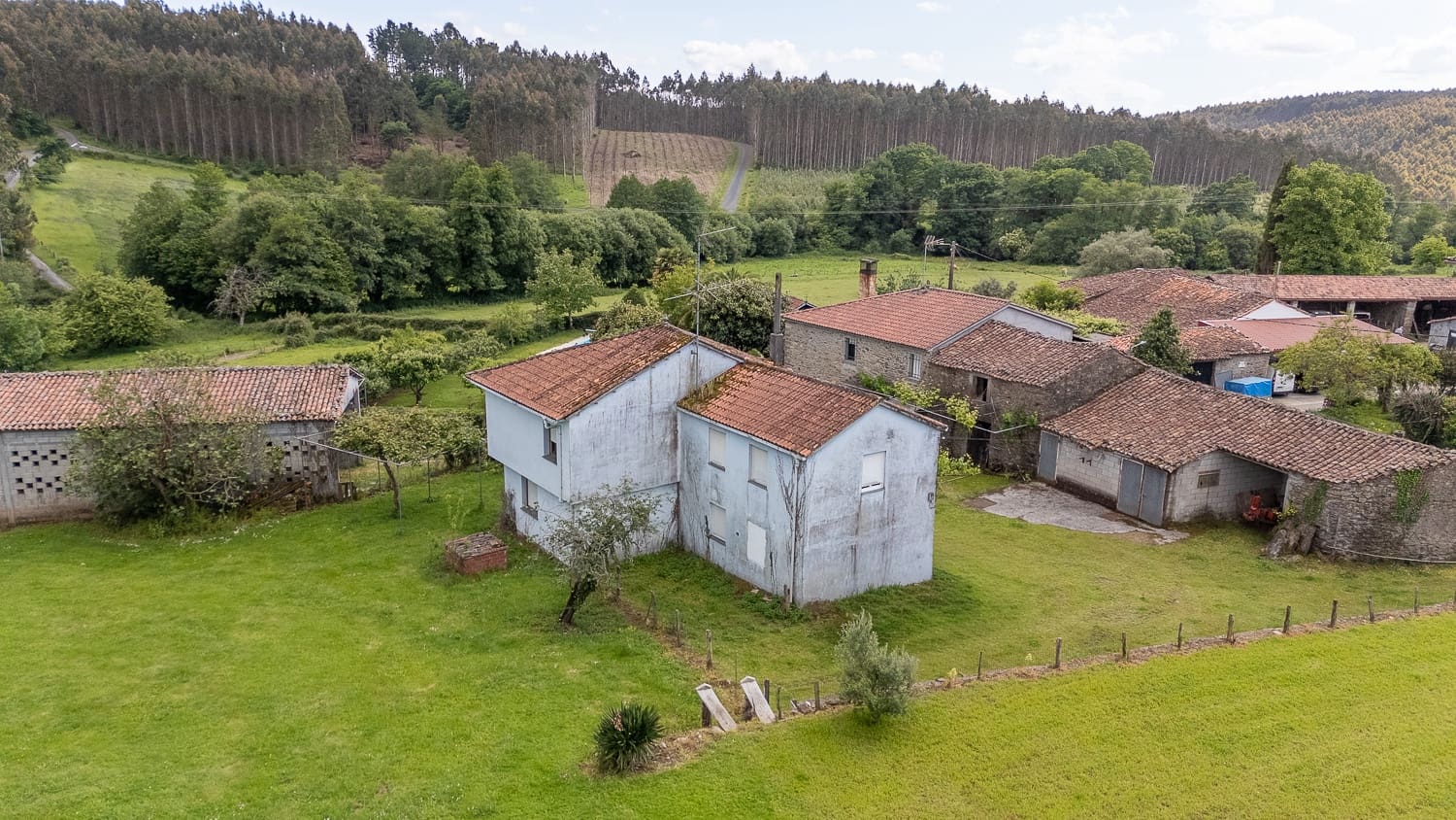 4 sypialnia Finka/Dom wiejski na sprzedaż w Santiso - 120 000 € (Ref: 9889349)
