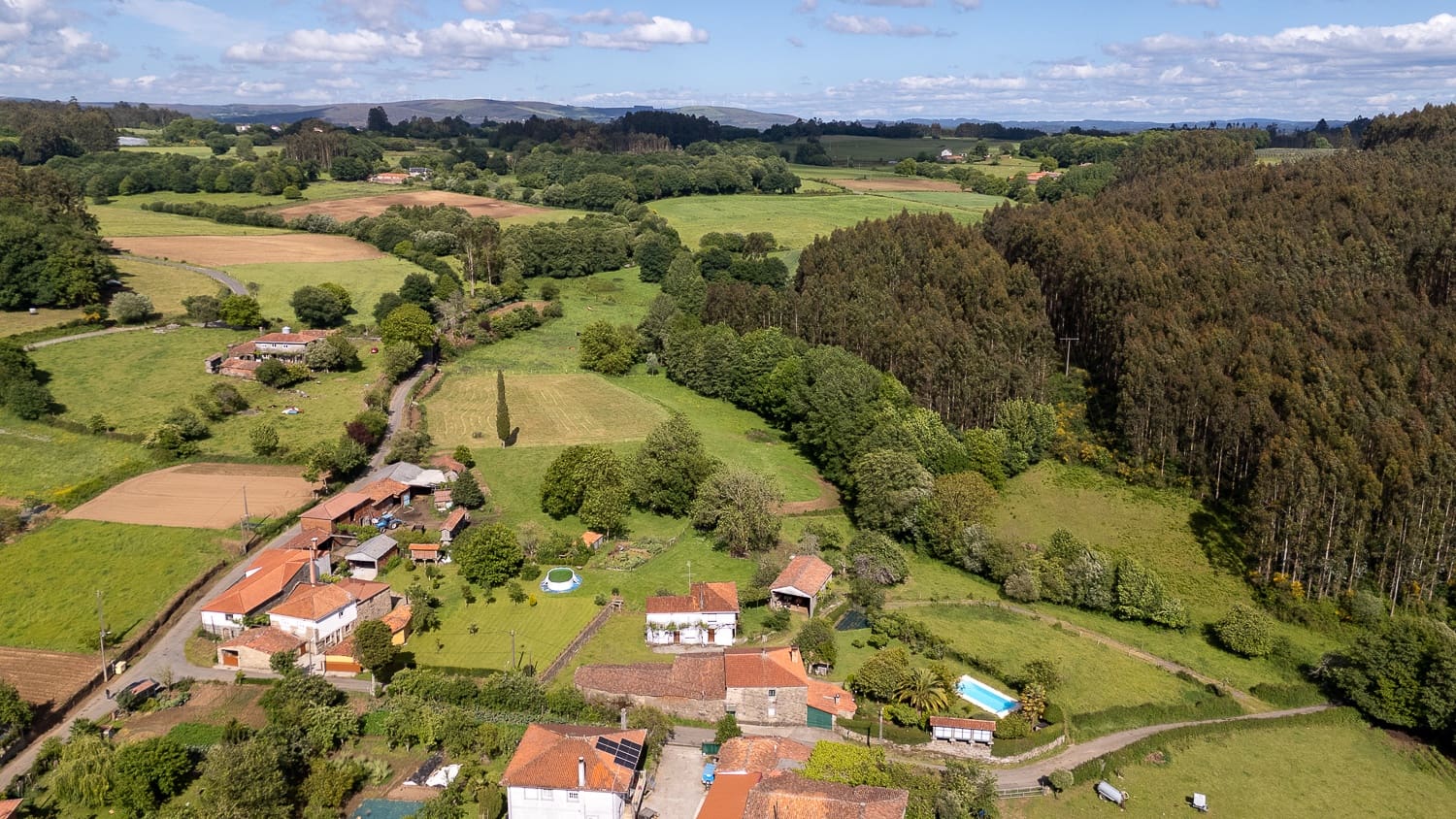 4 sypialnia Finka/Dom wiejski na sprzedaż w Santiso - 120 000 € (Ref: 9889349)