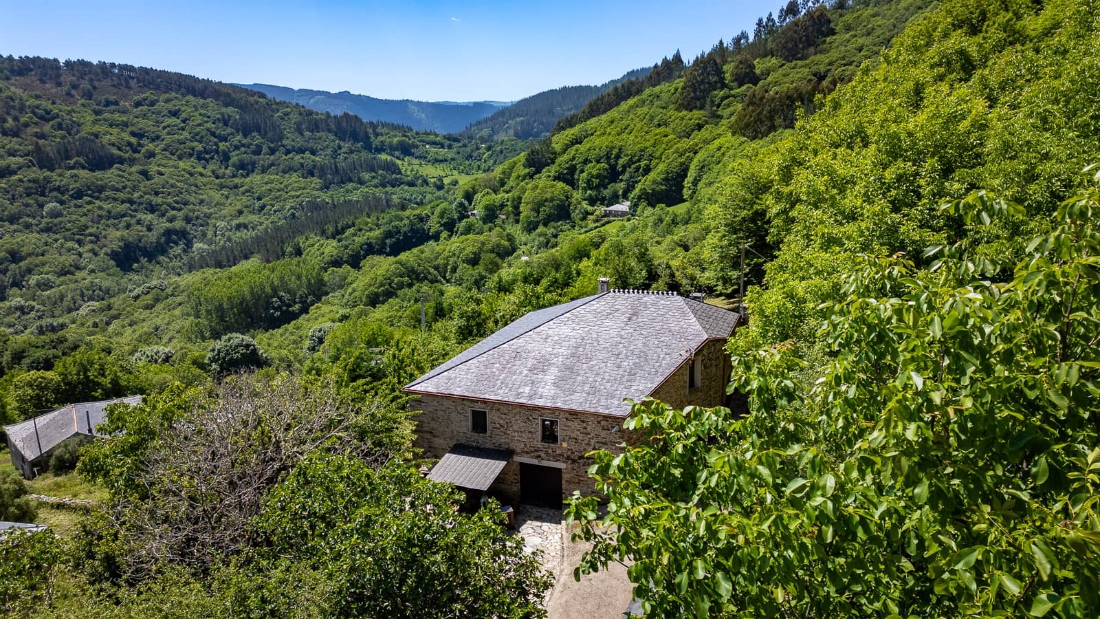 4 Zimmer Firma/Unternehmen zu verkaufen in A Fonsagrada mit Garage - 360.000 € (Ref: 9905019)