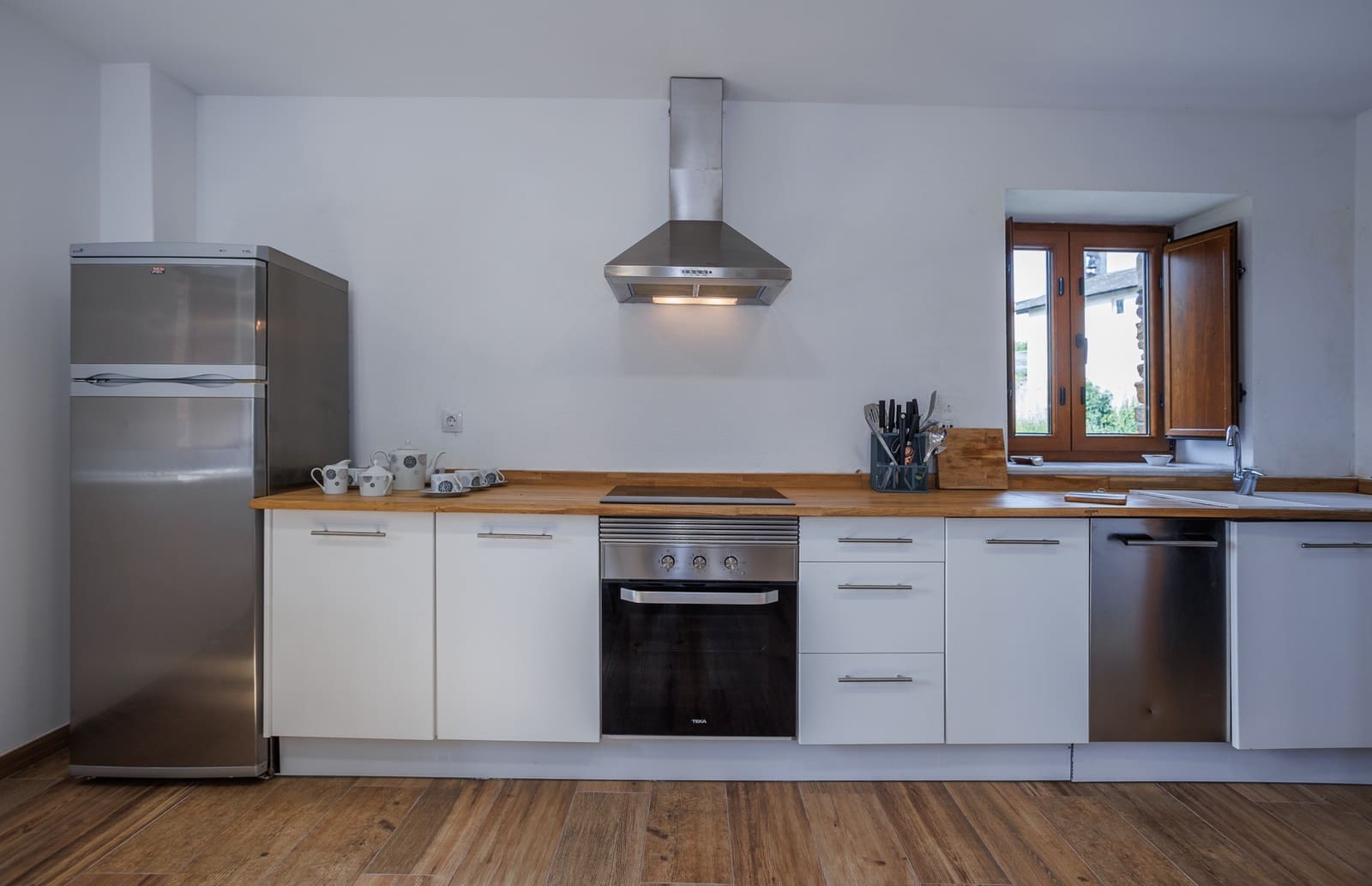 2 slaapkamer Bedrijf te koop in Ribeira de Piquin - € 140.000 (Ref: 9911516)
