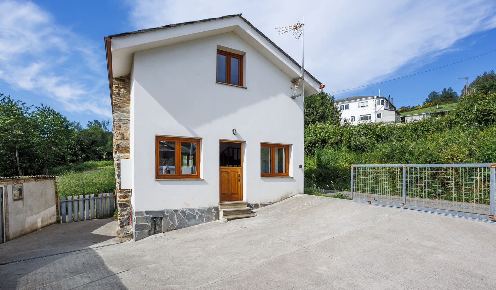 2 slaapkamer Bedrijf te koop in Ribeira de Piquin - € 140.000 (Ref: 9911516)