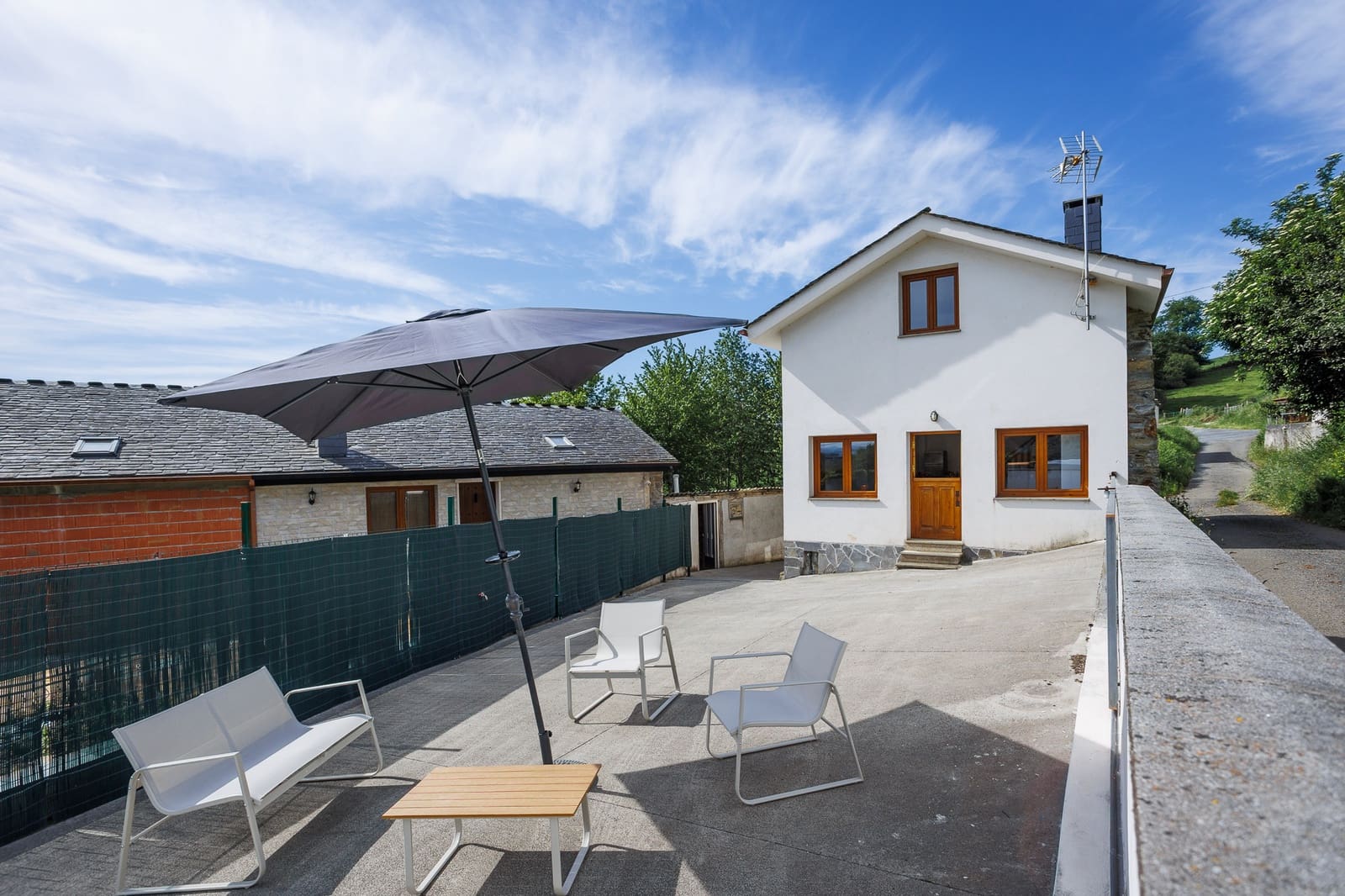 2 slaapkamer Bedrijf te koop in Ribeira de Piquin - € 140.000 (Ref: 9911516)
