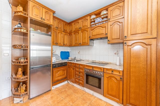 5 soveværelse Finca/Landehus til salg i A Pobra de Trives - € 260.000 (Ref: 9918592)