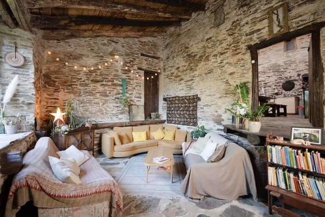 5 Zimmer Finca/Landgut zu verkaufen in Samos - 495.000 € (Ref: 9932248)