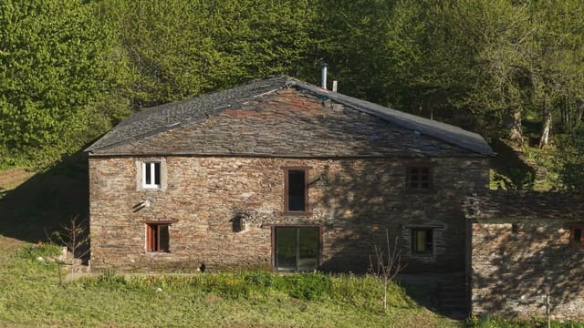 5 Zimmer Finca/Landgut zu verkaufen in Samos - 495.000 € (Ref: 9932248)