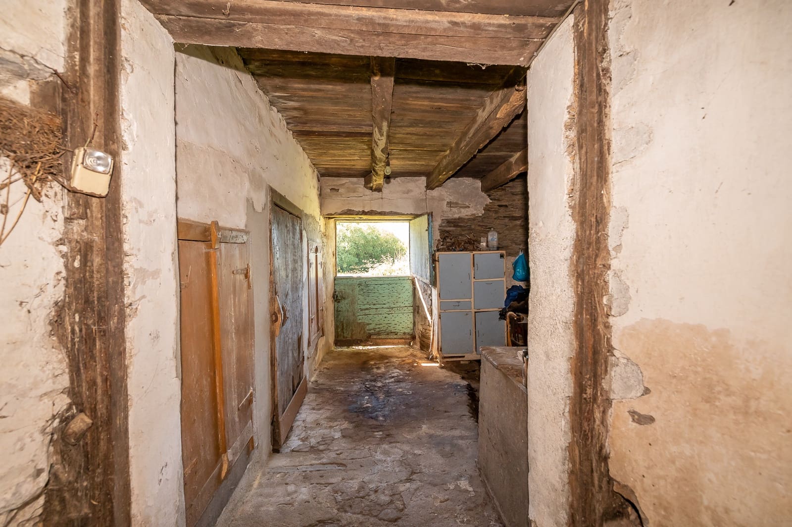 6 bedroom Finca/Country House for sale in Outeiro de Rei - € 270,000 (Ref: 9935097)