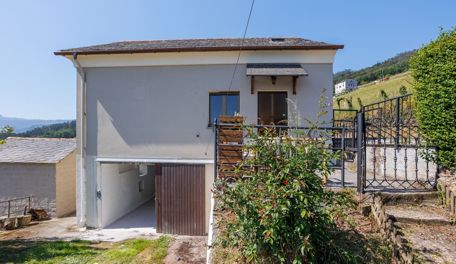 3 bedroom Finca/Country House for sale in Boal - € 168,000 (Ref: 9937096)
