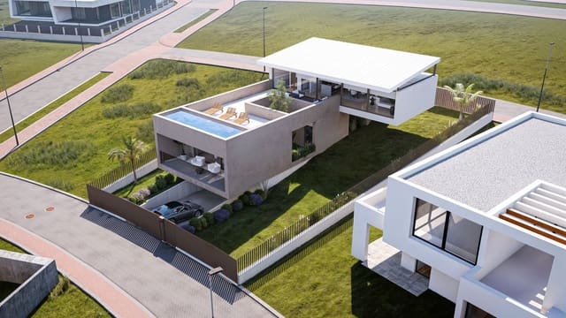 3 sovrum Finca/Hus på landet till salu i Oleiros med pool garage - 1 650 000 € (Ref: 9938830)