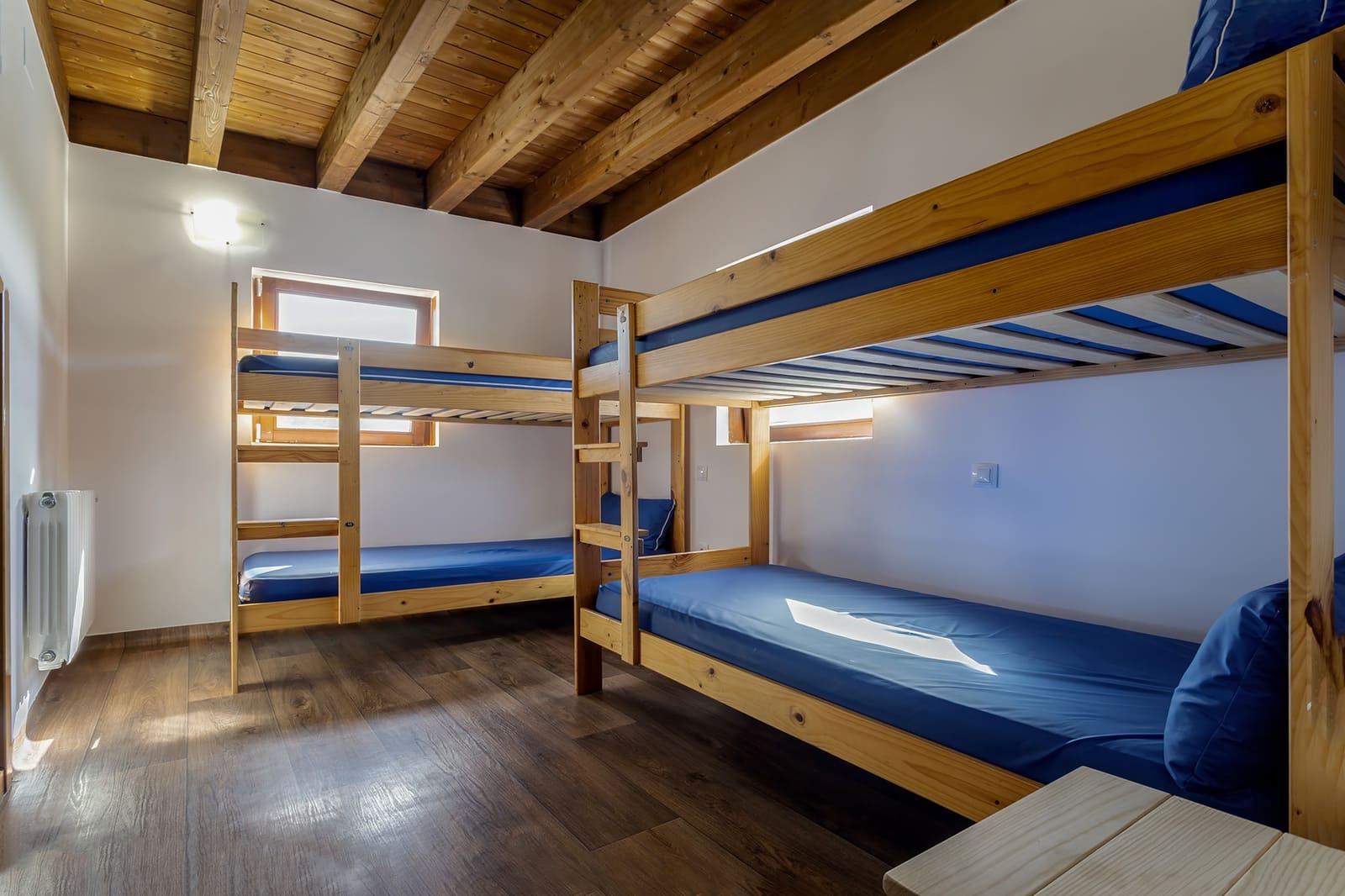 5 bedroom Business for sale in Villasur de Herreros - € 600,000 (Ref: 9940657)