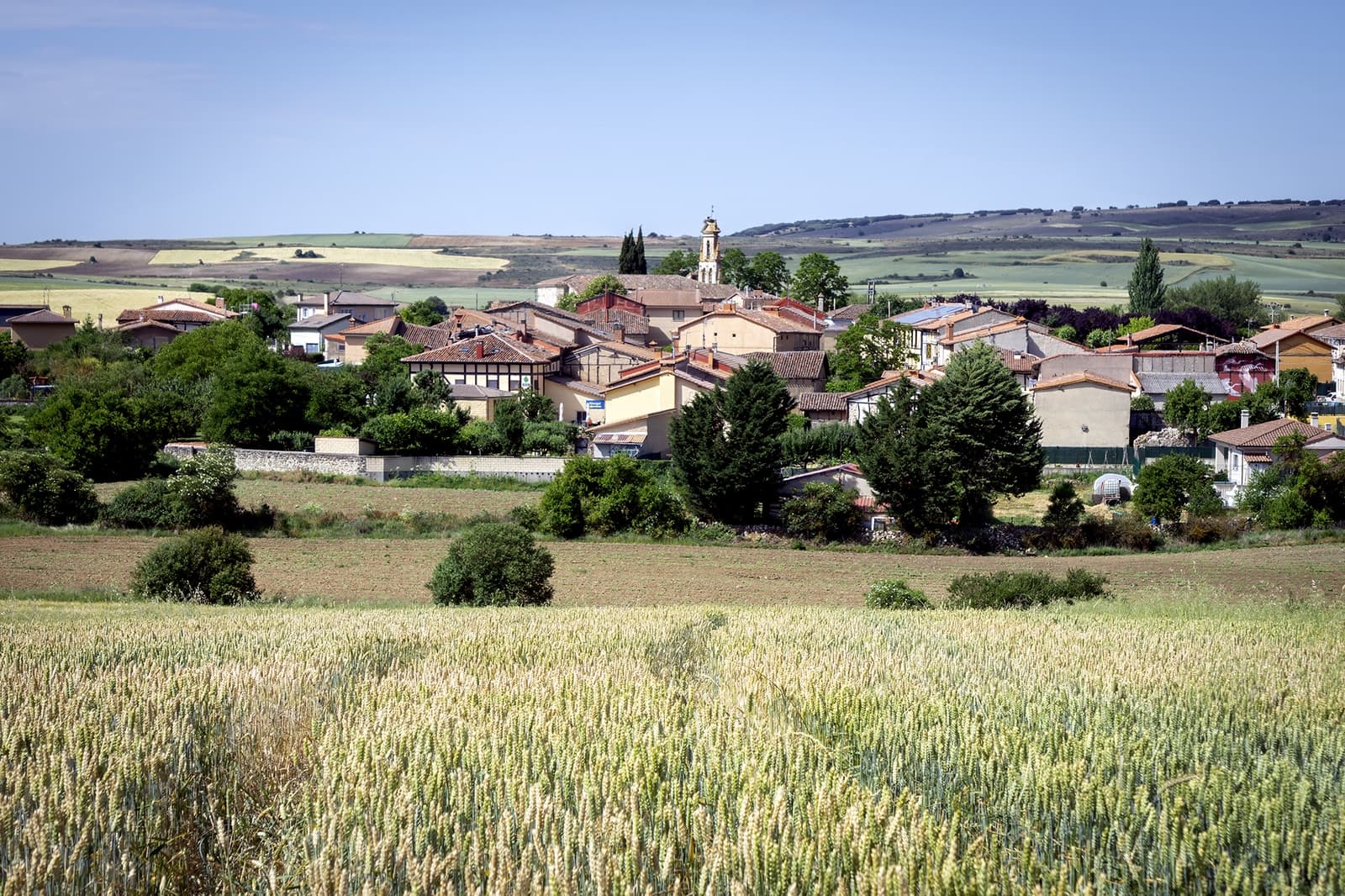 5 bedroom Business for sale in Villasur de Herreros - € 600,000 (Ref: 9940657)