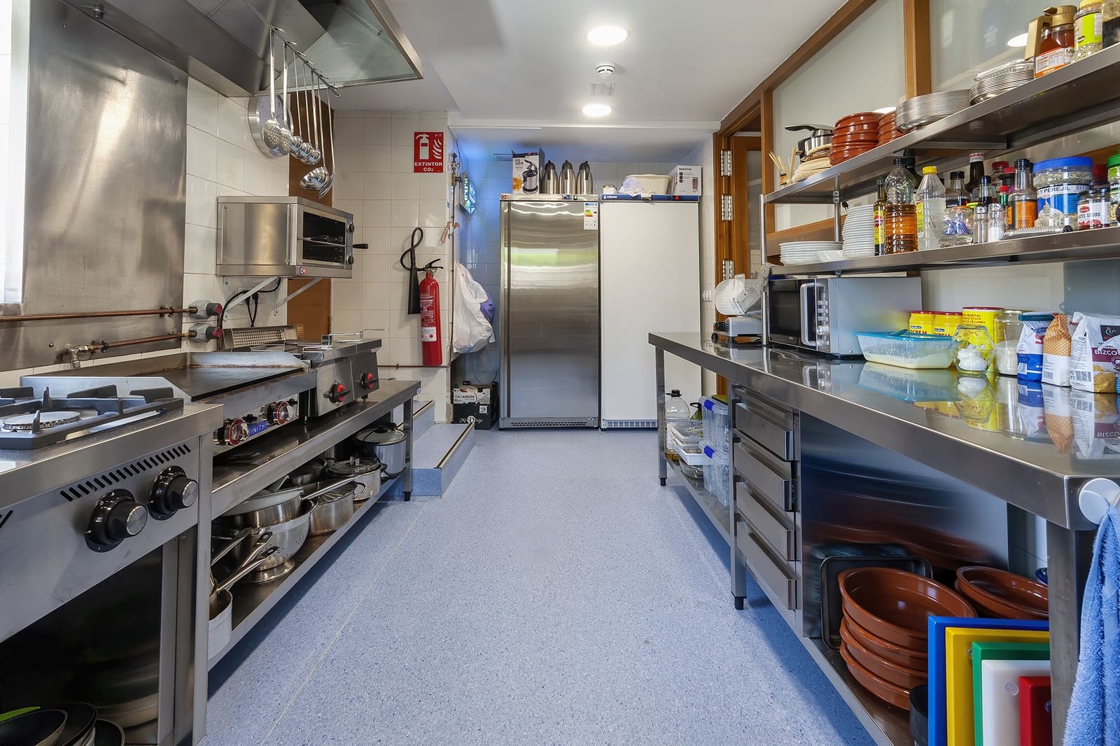 5 bedroom Business for sale in Villasur de Herreros - € 600,000 (Ref: 9940657)