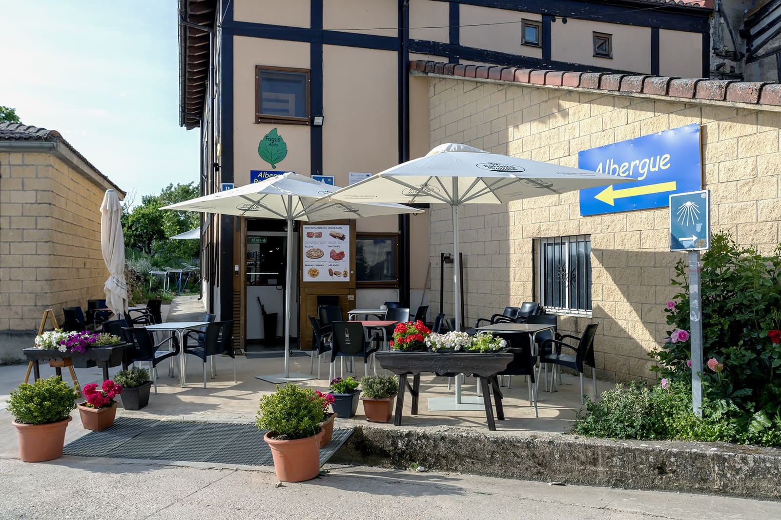 5 slaapkamer Bedrijf te koop in Arlanzon - € 600.000 (Ref: 9940657)