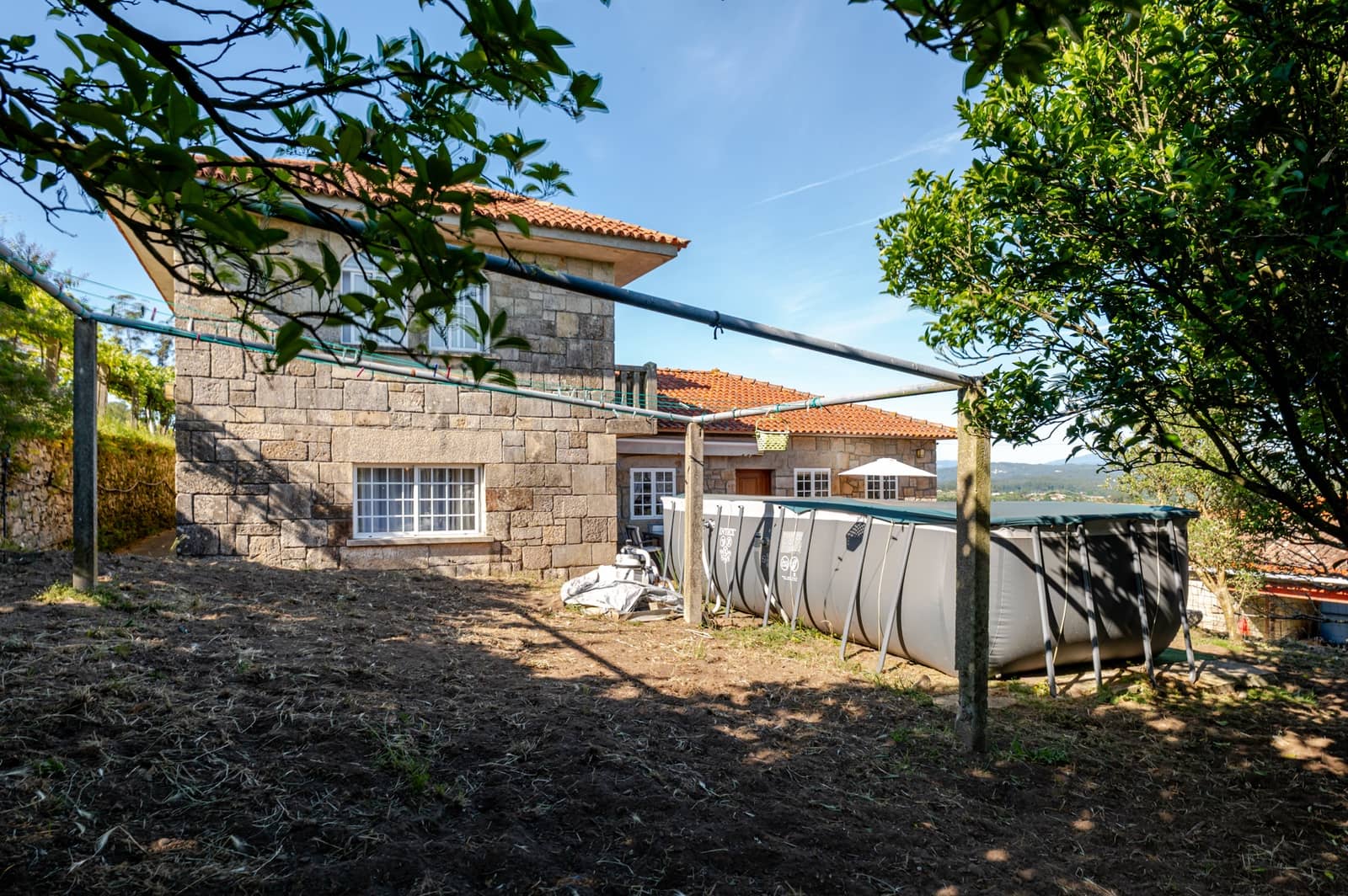 6 soveværelse Finca/Landehus til salg i Cambados med garage - € 595.000 (Ref: 9941172)