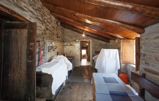 5 soveværelse Finca/Landehus til salg i O Saviñao - € 270.000 (Ref: 9952901)