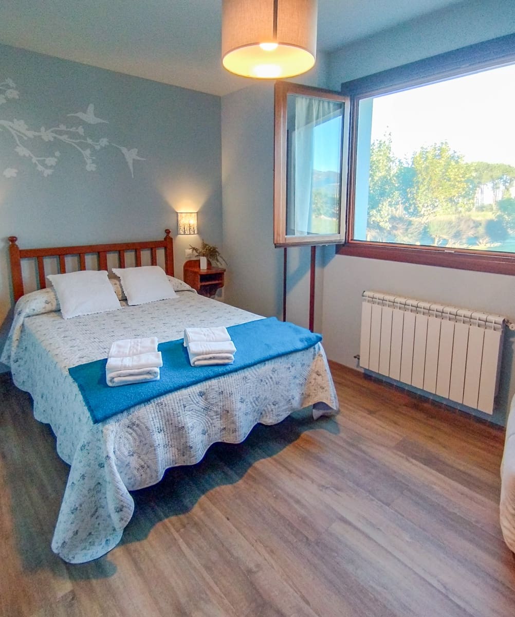 6 quarto Empresa para venda em Navia com garagem - 800 000 € (Ref: 9956305)