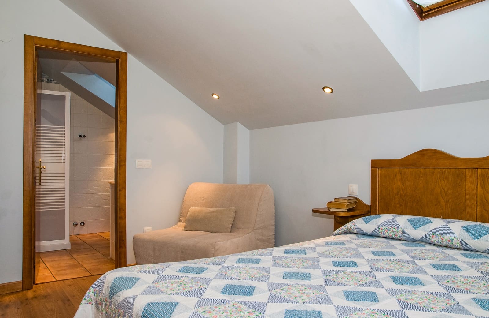 6 quarto Empresa para venda em Navia com garagem - 800 000 € (Ref: 9956305)