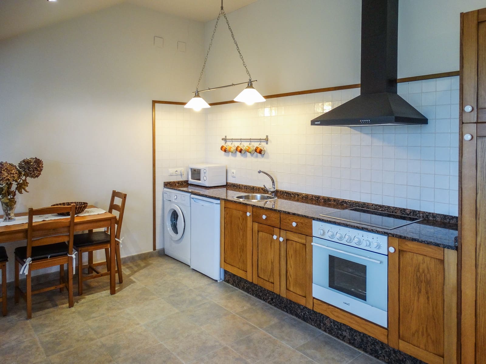 6 quarto Empresa para venda em Navia com garagem - 800 000 € (Ref: 9956305)
