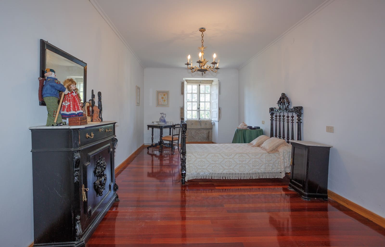 9 soveværelse Finca/Landehus til salg i Lugo by med swimmingpool - € 390.000 (Ref: 9971699)
