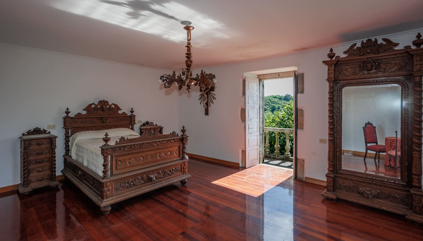 9 soveværelse Finca/Landehus til salg i Lugo by med swimmingpool - € 390.000 (Ref: 9971699)