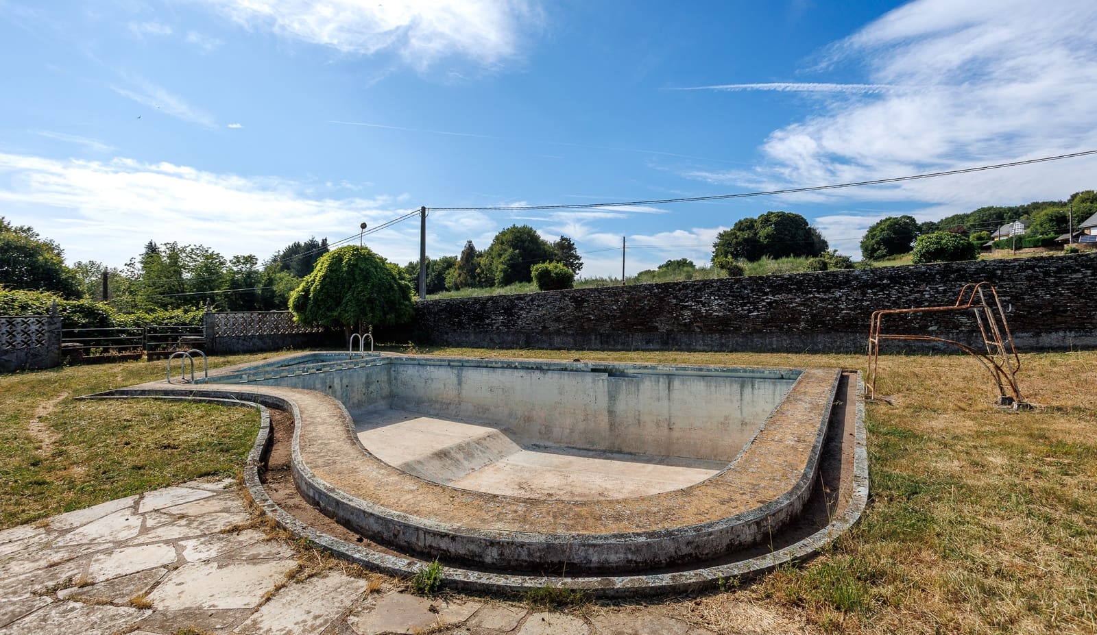 9 soveværelse Finca/Landehus til salg i Lugo by med swimmingpool - € 390.000 (Ref: 9971699)